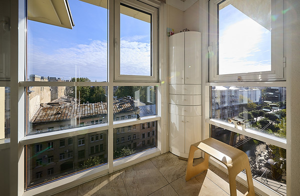 Продам двухкомнатную (2-комн.) квартиру, Малый В.О. пр-кт, 52, Санкт-Петербург г