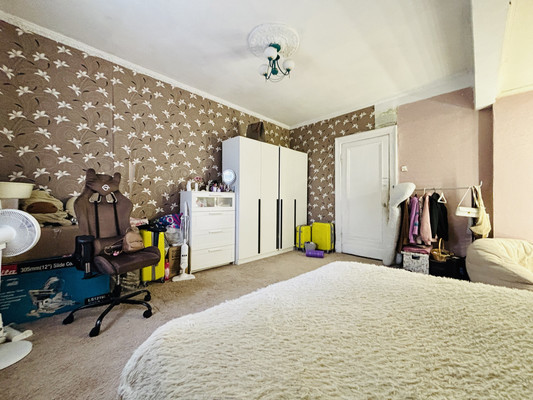 Продам трехкомнатную (3-комн.) квартиру, Новоспасский пер, 3к2, Москва г