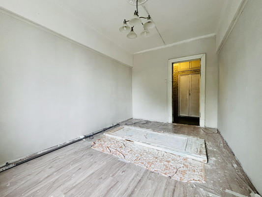 Продам трехкомнатную (3-комн.) квартиру, Новоспасский пер, 3к2, Москва г