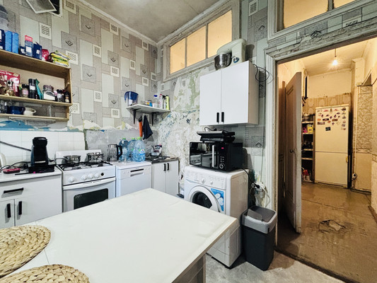 Продам трехкомнатную (3-комн.) квартиру, Новоспасский пер, 3к2, Москва г