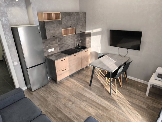 Продам двухкомнатную (2-комн.) квартиру, Революции ул, 52, Пермь г