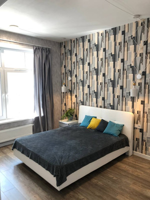 Продам двухкомнатную (2-комн.) квартиру, Революции ул, 52, Пермь г