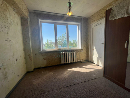 Продам трехкомнатную (3-комн.) квартиру, Богдана Хмельницкого ул, 53, Астрахань г