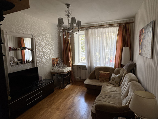 Продам двухкомнатную (2-комн.) квартиру, Дербеневская наб, 13к1, Москва г