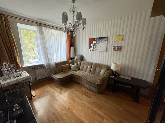 Продам двухкомнатную (2-комн.) квартиру, Дербеневская наб, 13к1, Москва г