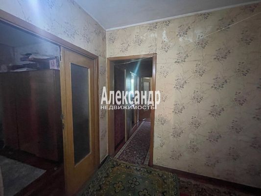 Продам трехкомнатную (3-комн.) квартиру, Кораблестроителей ул, 39Б, Санкт-Петербург г