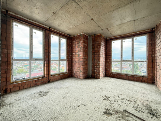 Продам трехкомнатную (3-комн.) квартиру, Чернышевского ул, 167, Нальчик г