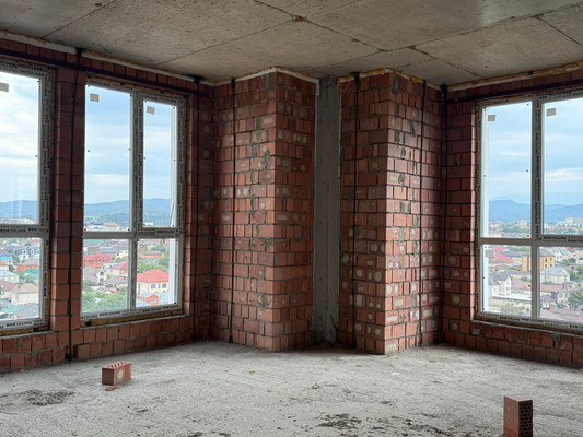 Продам трехкомнатную (3-комн.) квартиру, Чернышевского ул, 167, Нальчик г