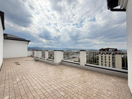 Продам трехкомнатную (3-комн.) квартиру, Чернышевского ул, 167, Нальчик г