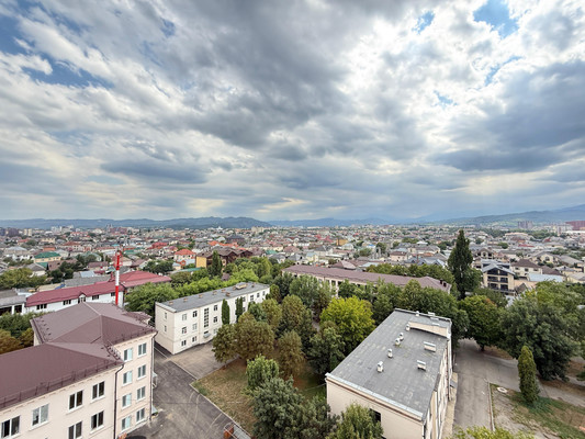 Продам трехкомнатную (3-комн.) квартиру, Чернышевского ул, 167, Нальчик г