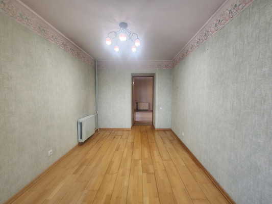 Продам многокомнатную квартиру, Полиграфистов ул, 11кв, Чехов г