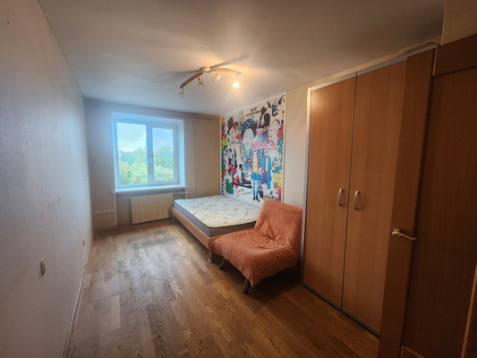 Продам многокомнатную квартиру, Полиграфистов ул, 11кв, Чехов г