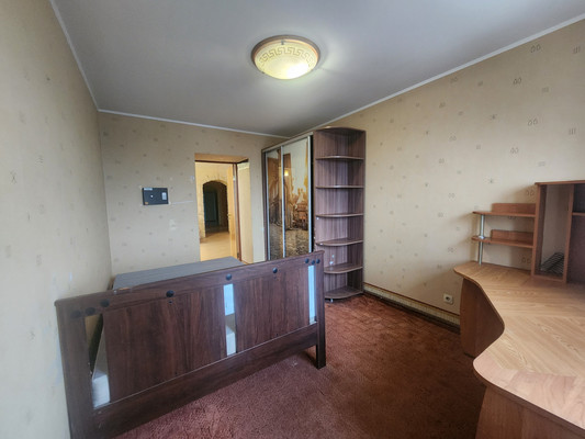 Продам многокомнатную квартиру, Полиграфистов ул, 11кв, Чехов г