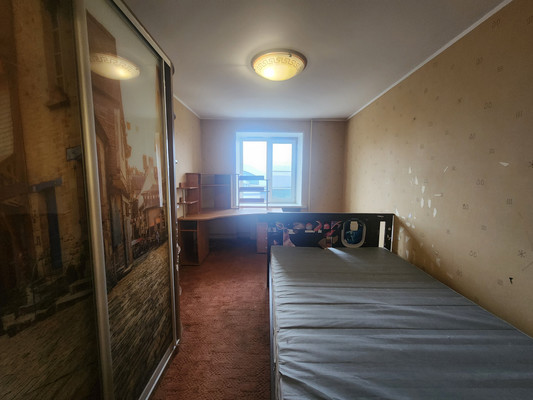 Продам многокомнатную квартиру, Полиграфистов ул, 11кв, Чехов г