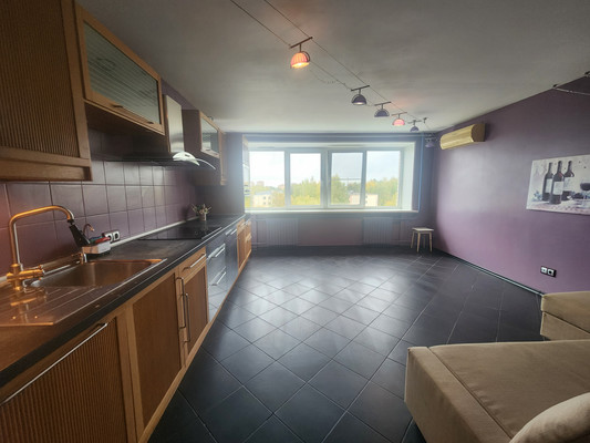 Продам многокомнатную квартиру, Полиграфистов ул, 11кв, Чехов г