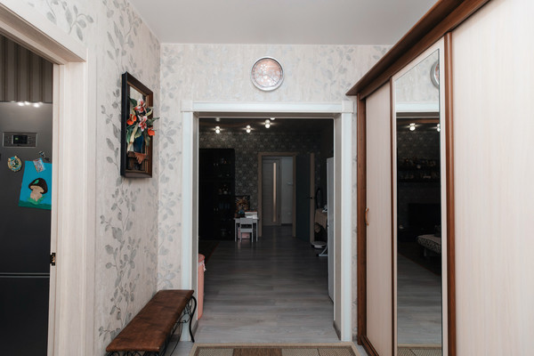 Продам трехкомнатную (3-комн.) квартиру, Красноармейская ул, 4, Ханты-Мансийск г