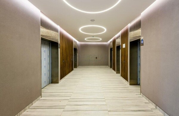 Продам трехкомнатную (3-комн.) квартиру, Мичуринский пр-кт, 56, Москва г
