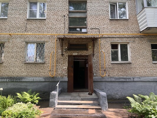Продам двухкомнатную (2-комн.) квартиру, Железнодорожный проезд, 13, Красногорск г