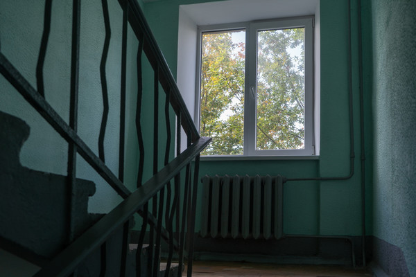 Продам двухкомнатную (2-комн.) квартиру, Новоселов ул, 4, Гатчина г