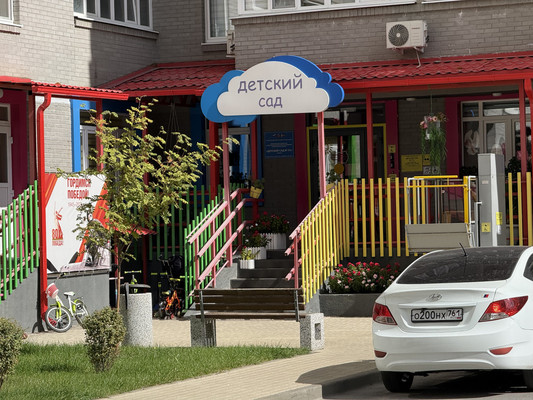 Продам трехкомнатную (3-комн.) квартиру, 40-летия Победы пр-кт, 63/176, Ростов-на-Дону г