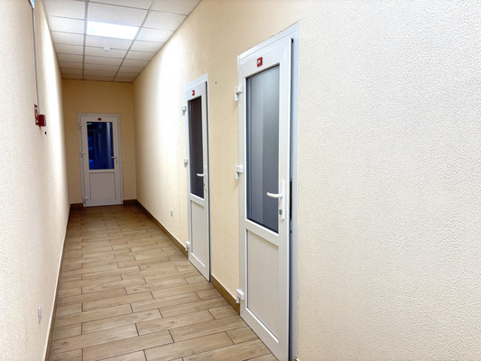 Сдам коммерческое помещение 98 м2, Московский пр-кт, 274, Калининград г