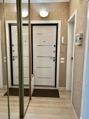Продам трехкомнатную (3-комн.) квартиру, Ладожская ул, 123, Пенза г