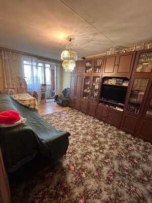 Продам двухкомнатную (2-комн.) квартиру, Каспийская ул, 10, Москва г