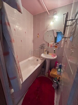 Продам двухкомнатную (2-комн.) квартиру, Каспийская ул, 10, Москва г