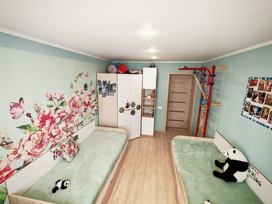 Продам трехкомнатную (3-комн.) квартиру, Ютазинская ул, 6Бк1, Казань г