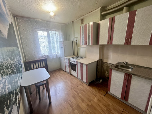 Продам двухкомнатную (2-комн.) квартиру, Интернациональная ул, 225, Барнаул г