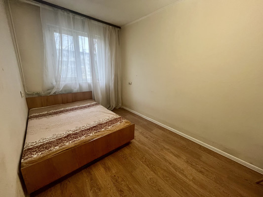 Продам двухкомнатную (2-комн.) квартиру, Интернациональная ул, 225, Барнаул г