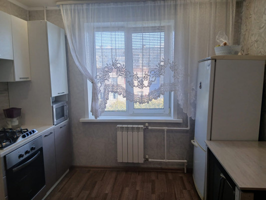 Продам двухкомнатную (2-комн.) квартиру, Лукина ул, 11к1, Казань г