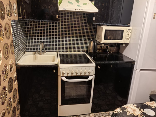 Продам двухкомнатную (2-комн.) квартиру, Забойщика ул, 20, Черемхово г