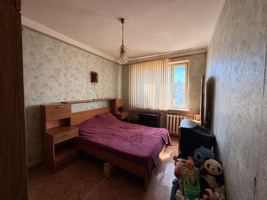 Продам двухкомнатную (2-комн.) квартиру, Киримова ул, 138, Нальчик г