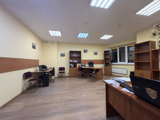 Сдам коммерческое помещение 40 м2, Советский пр-кт, 105кБ, Калининград г