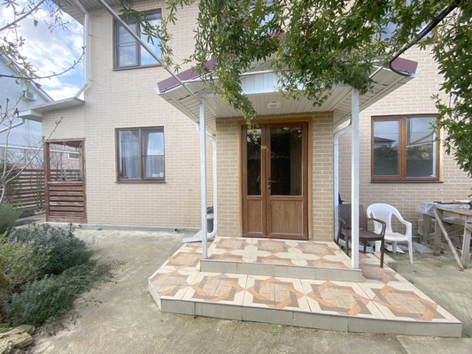 Продам гостиницу 350 м2, Майора Жукова ул, 37, Витязево с