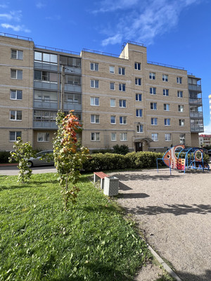 Продам однокомнатную (1-комн.) квартиру, Славянская ул, 5, Коммунар г