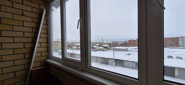 Продам однокомнатную (1-комн.) квартиру, Малая Садовая ул, 101, Ишим г