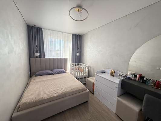 Продам двухкомнатную (2-комн.) квартиру, Бородина ул, 59В, Симферополь г