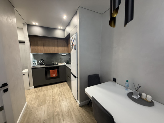 Продам двухкомнатную (2-комн.) квартиру, Бородина ул, 59В, Симферополь г