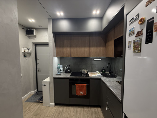 Продам двухкомнатную (2-комн.) квартиру, Бородина ул, 59В, Симферополь г