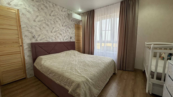 Продам двухкомнатную (2-комн.) квартиру, им. Мурата Ахеджака ул, 10ка, Краснодар г