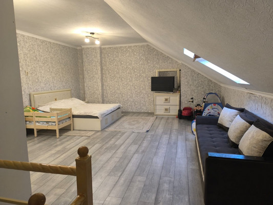 Продам двухкомнатную (2-комн.) квартиру, Каменская ул, 33А, Шалушка с