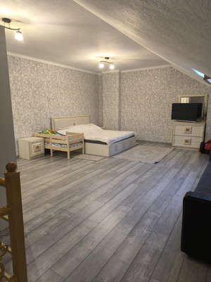 Продам двухкомнатную (2-комн.) квартиру, Каменская ул, 33А, Шалушка с