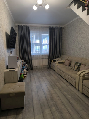 Продам двухкомнатную (2-комн.) квартиру, Каменская ул, 33А, Шалушка с