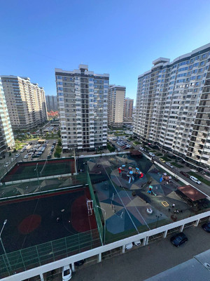 Продам двухкомнатную (2-комн.) квартиру, Адмиралтейский б-р, 3к2, Краснодар г