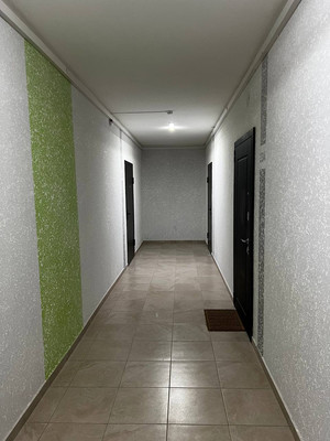 Продам двухкомнатную (2-комн.) квартиру, им. Адмирала Крузенштерна ул, 6к3, Краснодар г