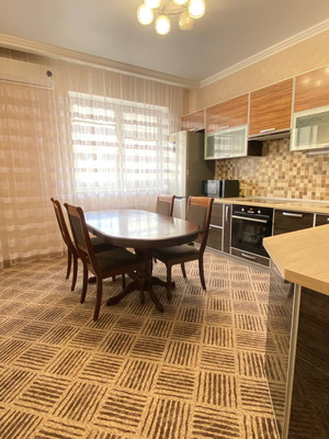 Продам двухкомнатную (2-комн.) квартиру, Морская ул, 45, Краснодар г