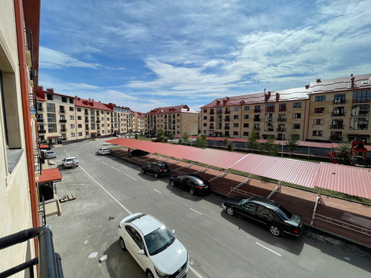 Продам трехкомнатную (3-комн.) квартиру, Шогенова ул, 55, Нальчик г