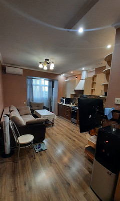 Продам однокомнатную (1-комн.) квартиру, Трубаченко ул, 16р, Симферополь г